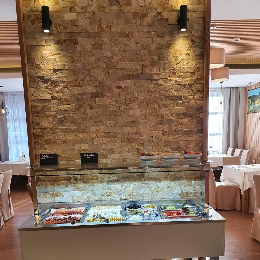Monte Cervo Bio Hotel & Spa Ковасна Экстерьер фото