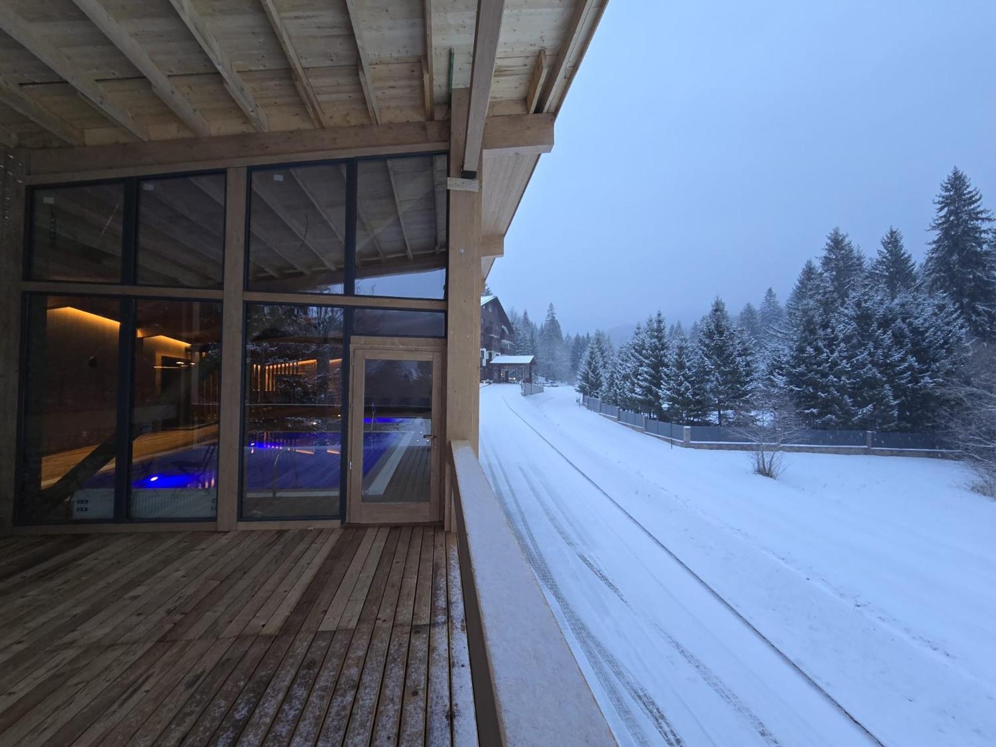 Monte Cervo Bio Hotel & Spa Ковасна Экстерьер фото